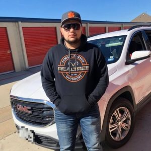 Meet your Posher, Lalo